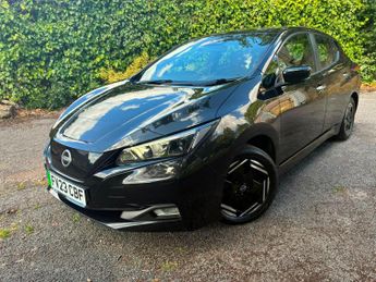 Nissan Leaf 39kWh Acenta Auto 5dr
