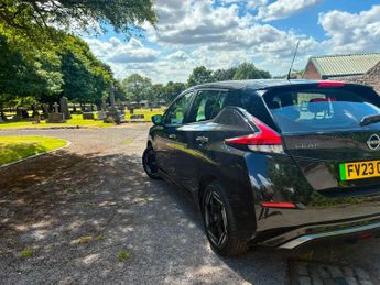 Nissan Leaf 39kWh Acenta Auto 5dr