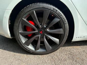 Tesla Model 3 (Dual Motor) Performance Auto 4WDE 4dr (Performance Upgrade)