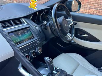 Jaguar E-PACE 2.0 D180 R-Dynamic SE Auto AWD Euro 6 (s/s) 5dr