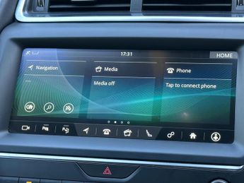 Jaguar E-PACE 2.0 D180 R-Dynamic SE Auto AWD Euro 6 (s/s) 5dr