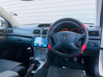 Toyota Avensis 1.8 VVT-i T3-X 5dr
