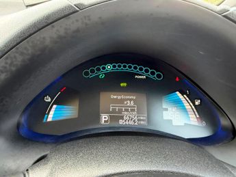 Nissan Leaf 24kWh Tekna Auto 5dr