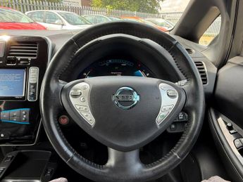 Nissan Leaf 24kWh Tekna Auto 5dr