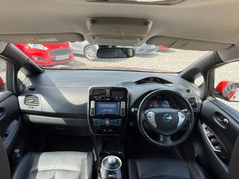 Nissan Leaf 24kWh Tekna Auto 5dr