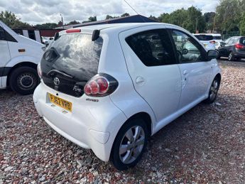 Toyota AYGO 1.0 VVT-i Fire Euro 5 5dr