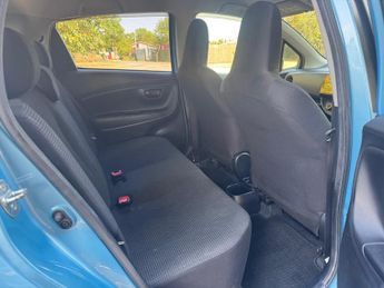 Toyota Yaris Toyota Yaris 1.0 VVT-I Automatic 5 Door
