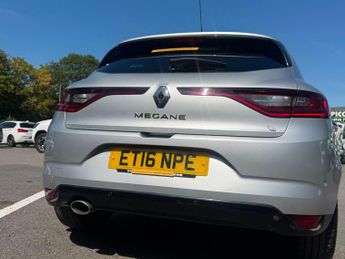 Renault Megane 1.6 dCi Signature Nav Euro 6 (s/s) 5dr