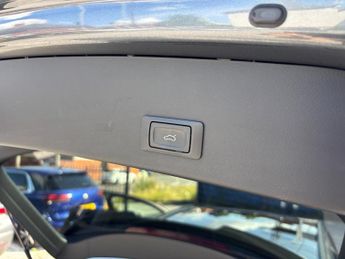 Audi A6 Avant 2.0 TDI ultra Black Edition S Tronic Euro 6 (s/s) 5dr