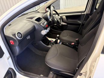 Peugeot 107 1.0 12V Allure Euro 5 5dr