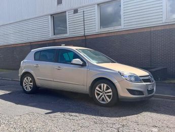 Vauxhall Astra 1.6i 16v SXi 5dr