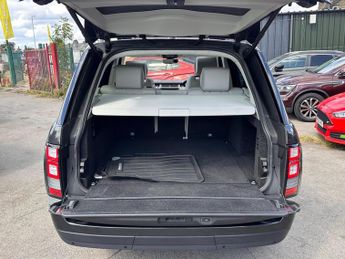 Land Rover Range Rover 5.0 V8 Autobiography Auto 4WD Euro 6 (s/s) 5dr