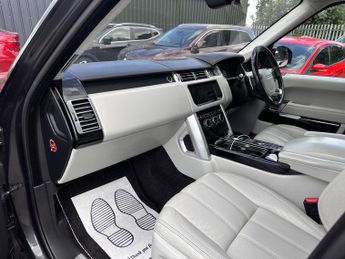 Land Rover Range Rover 5.0 V8 Autobiography Auto 4WD Euro 6 (s/s) 5dr