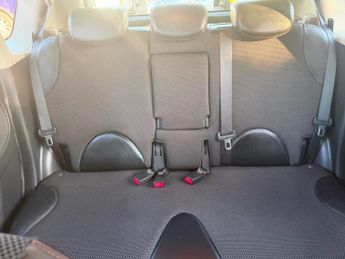 Nissan Note 1.6 16V Tekna Auto Euro 4 5dr