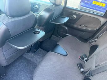 Nissan Note 1.6 16V Tekna Auto Euro 4 5dr