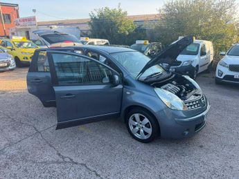 Nissan Note 1.6 16V Tekna Auto Euro 4 5dr