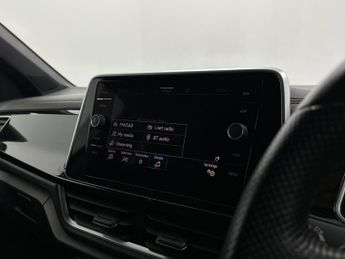 Volkswagen T-Roc 1.5 TSI R-Line DSG Euro 6 (s/s) 5dr