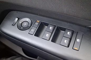 Hyundai Kona 160kW Advance 65kWh 5dr Auto