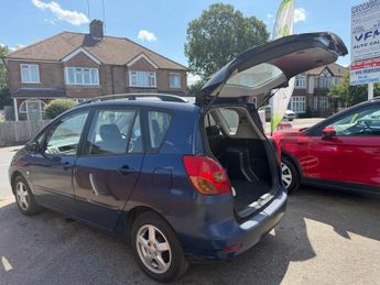 Toyota Corolla Verso 1.8 VVT-i T3 5dr