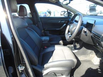 MG MG4 64kWh Trophy Long Range Auto 5dr