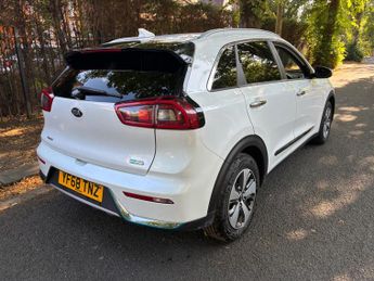 Kia Niro 1.6 GDi 8.9kWh 3 DCT Euro 6 (s/s) 5dr