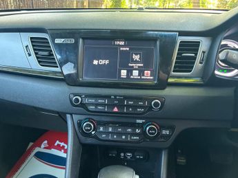 Kia Niro 1.6 GDi 8.9kWh 3 DCT Euro 6 (s/s) 5dr