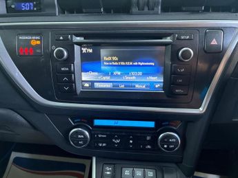 Toyota Auris 1.8 VVT-h Excel CVT Euro 5 (s/s) 5dr