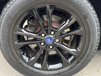 Ford Kuga 2.0 TDCi Titanium Powershift Euro 6 5dr