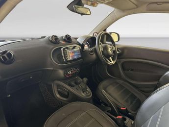 Smart fortwo 17.6kWh Prime (Premium) Coupe 2dr Electric Auto (22kW Charger) (
