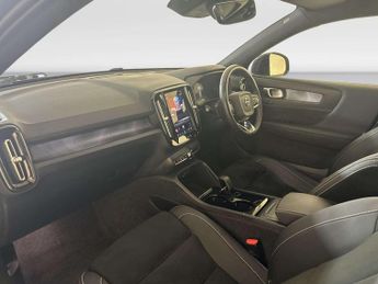 Volvo XC40 Recharge Twin 78kWh Plus SUV 5dr Electric Auto AWD (408 ps)