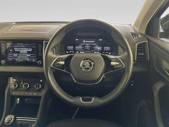 Skoda Karoq 1.0 TSI SE Drive SUV 5dr Petrol Manual Euro 6 (s/s) (110 ps)