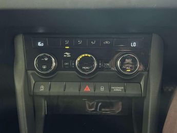 Skoda Karoq 1.0 TSI SE Drive SUV 5dr Petrol Manual Euro 6 (s/s) (110 ps)