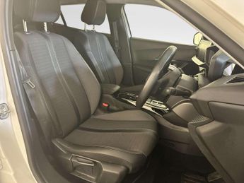 Peugeot E-2008 50kWh Allure Premium SUV 5dr Electric Auto (7kW Charger) (136 ps