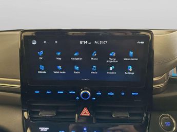 Hyundai IONIQ 38.3kWh Premium Hatchback 5dr Electric Auto (136 ps)