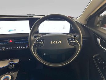 Kia EV6 77.4kWh Air Hatchback 5dr Electric Auto (225 bhp)