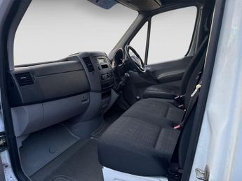 Mercedes-Benz Sprinter 2.1 411 CDi RWD L3 4dr