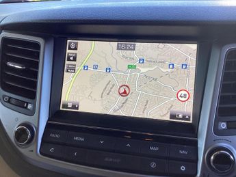 Hyundai TUCSON 2.0 CRDi Premium Auto 4WD Euro 6 5dr