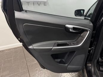 Volvo XC60 2.4 D5 R-Design Lux Nav Auto AWD Euro 6 (s/s) 5dr
