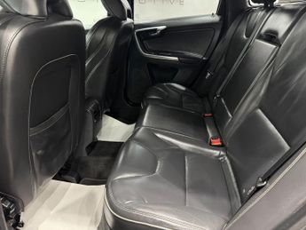 Volvo XC60 2.4 D5 R-Design Lux Nav Auto AWD Euro 6 (s/s) 5dr