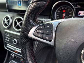 Mercedes-Benz A Class 2.1 A200d AMG Line (Premium Plus) 7G-DCT Euro 6 (s/s) 5dr