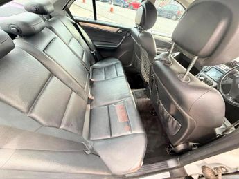 Mercedes-Benz C Class 2.1 C220 CDI Avantgarde SE 4dr