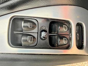 Mercedes-Benz C Class 2.1 C220 CDI Avantgarde SE 4dr