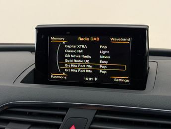 Audi Q3 1.4 TFSI CoD S line Edition S Tronic Euro 6 (s/s) 5dr