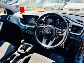 Kia Ceed 1.6 CRDi MHEV 2 Euro 6 (s/s) 5dr