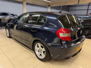 BMW 1 Series 2.0 120d Sport Steptronic Euro 4 5dr