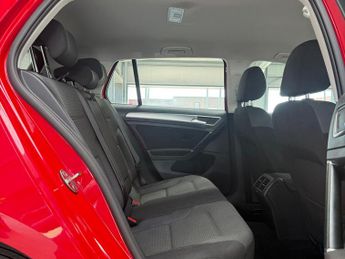 Volkswagen Golf 1.6 TDI BlueMotion Tech Match Edition DSG Euro 6 (s/s) 5dr