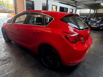 Vauxhall Astra 1.4 16v Excite Euro 5 5dr