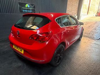 Vauxhall Astra 1.4 16v Excite Euro 5 5dr