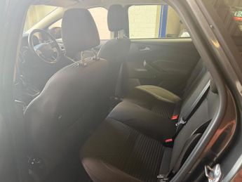 Ford Focus 1.5T EcoBoost Titanium Auto Euro 6 (s/s) 5dr