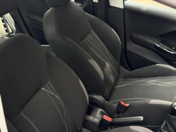 Peugeot 208 1.0 VTi Active Euro 5 5dr
